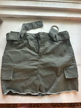 Mudd Olive Green Mini Skirt with Utility Style